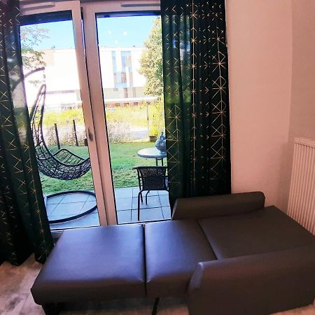 Na Grobli 20 Apartament Z Ogrodkiem Vratislav Exteriér fotografie