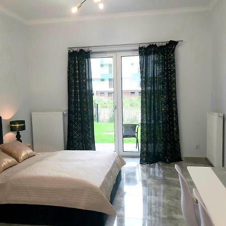 Na Grobli 20 Apartament Z Ogrodkiem Vratislav Exteriér fotografie