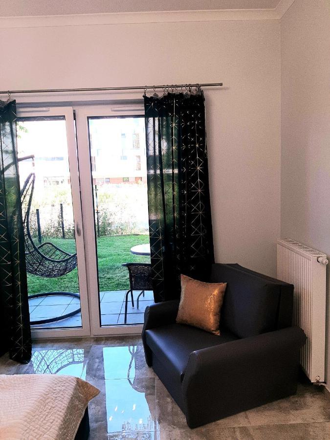 Na Grobli 20 Apartament Z Ogrodkiem Vratislav Exteriér fotografie