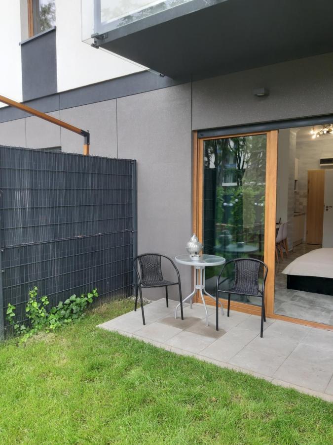 Na Grobli 20 Apartament Z Ogrodkiem Vratislav Exteriér fotografie