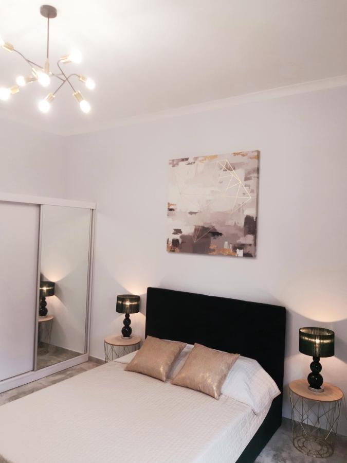 Na Grobli 20 Apartament Z Ogrodkiem Vratislav Exteriér fotografie